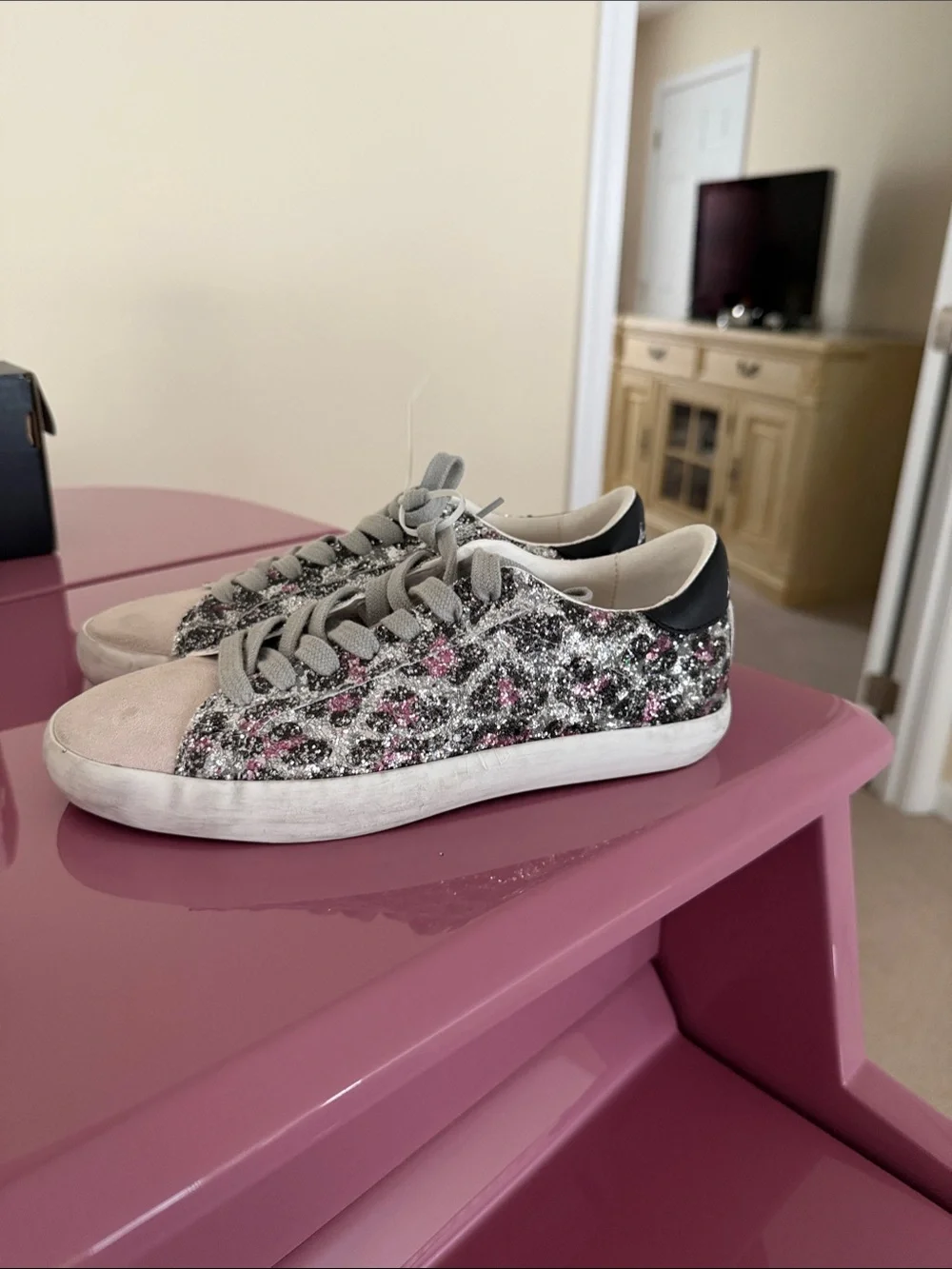 Sparkle Low-Top Kids Sneakers in Silver and Pink